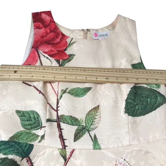 L’Atiste Boutique Dress Floral Fit & Flare • Textured Jacquard • Sleeveless - Picture 7 of 16